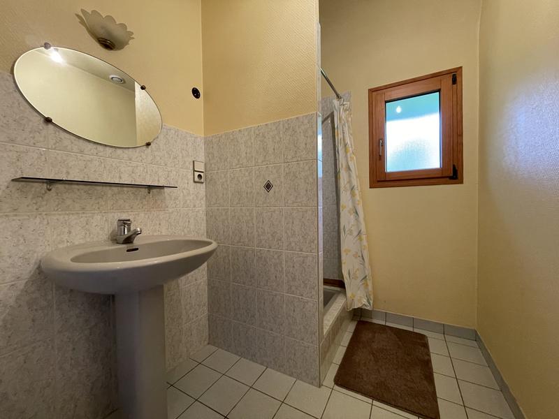 Maison - 138 m² - 9 pièces