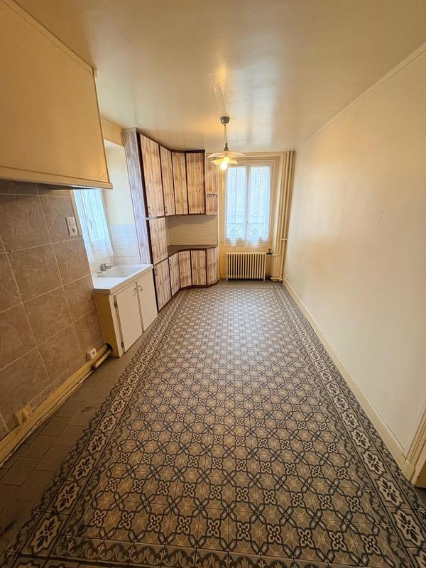 Maison - 100 m² - 5 pièces