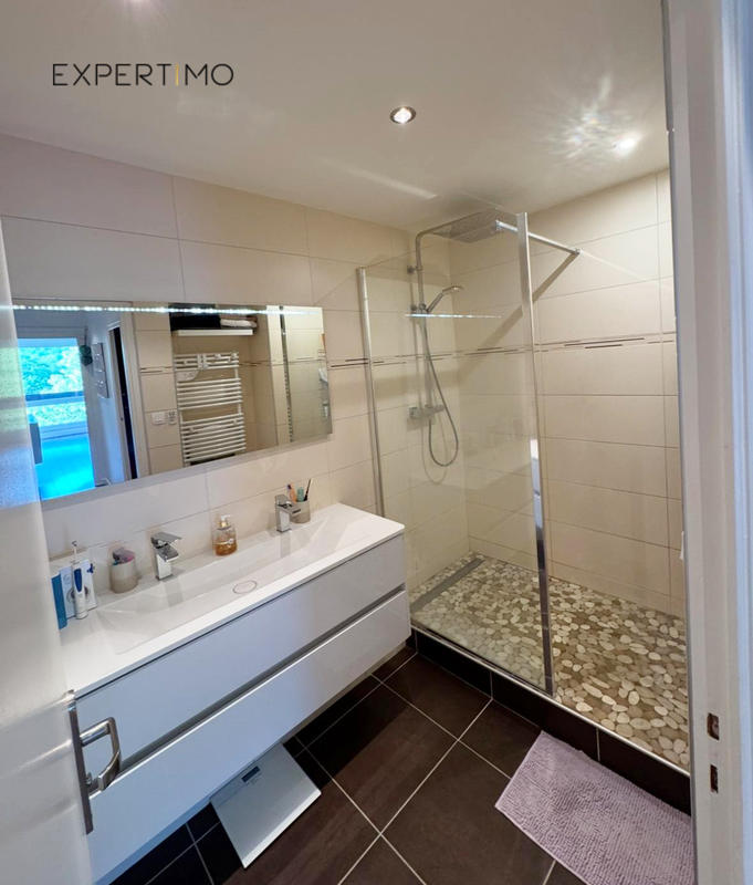 Appartement - 83 m² - 4 pièces