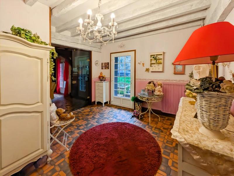 Maison - 220 m² - 6 pièces