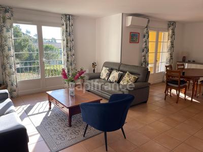 Appartement - 80 m² - 3 pièces