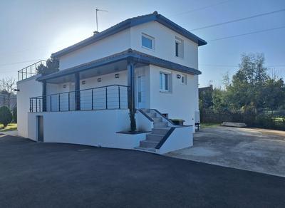 Maison - 132 m² - 6 pièces