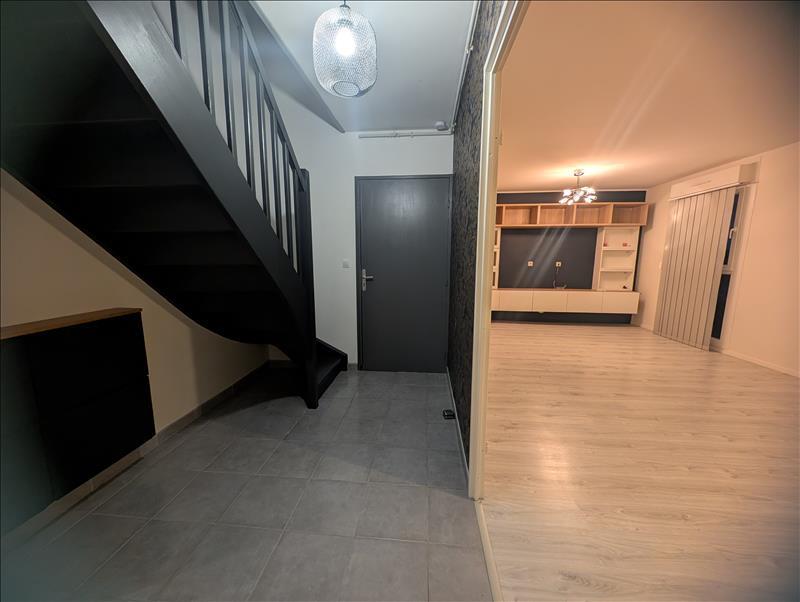 Appartement - 86 m² - 4 pièces