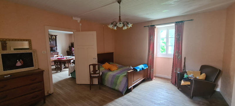 Maison - 135 m² - 6 pièces