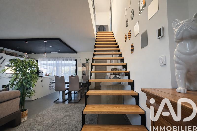 Maison - 115 m² - 4 pièces