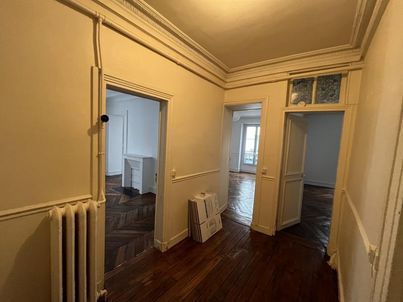 Appartement - 100 m² - 4 pièces