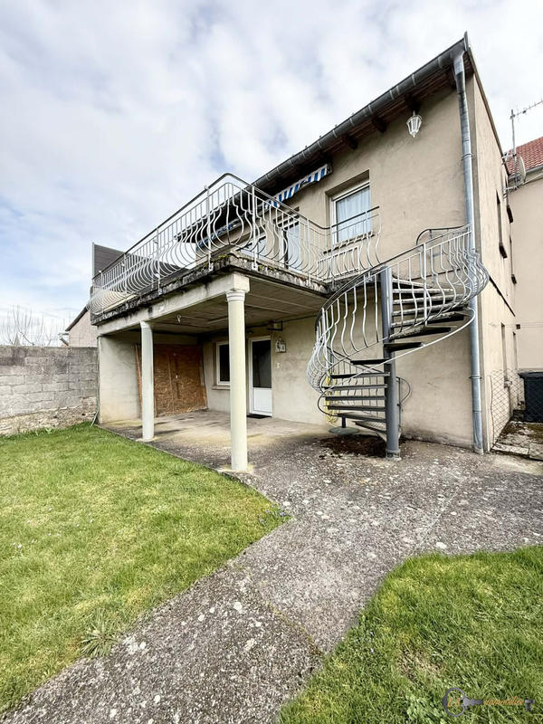 Maison - 138 m² - 4 pièces