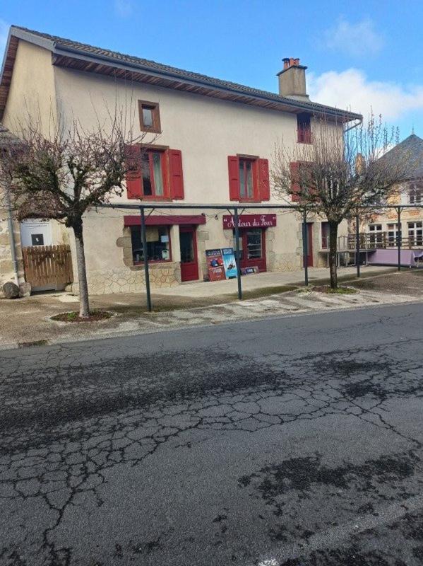 Maison - 156 m² - 3 pièces