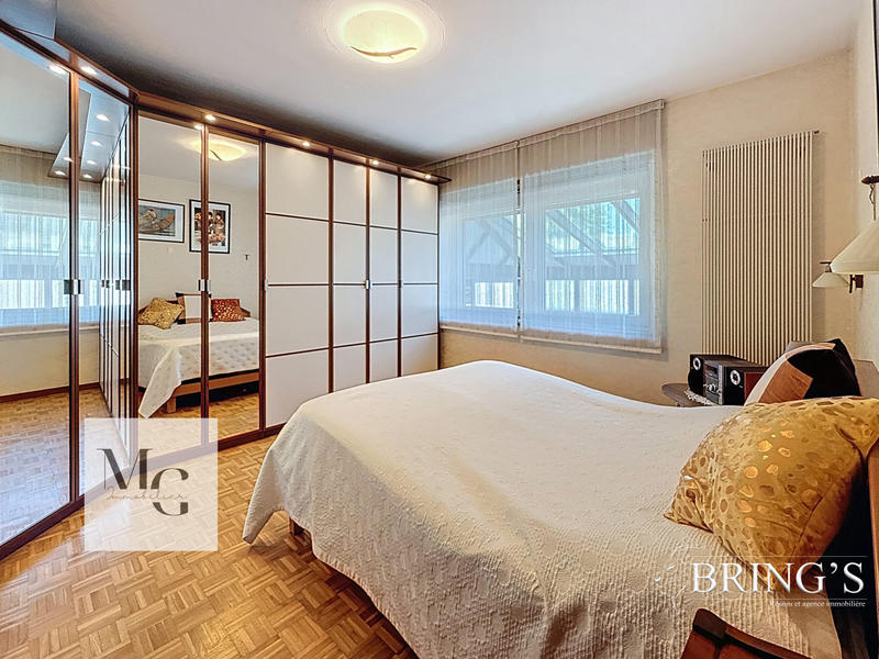 Maison - 189 m² - 5 pièces