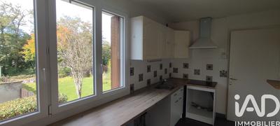 Appartement - 80 m² - 4 pièces