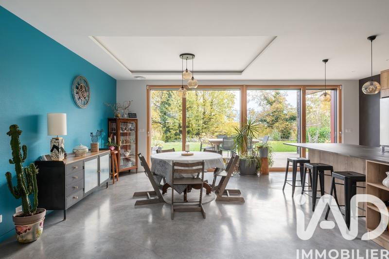 Maison - 156 m² - 8 pièces