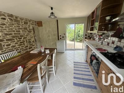 Maison - 98 m² - 6 pièces