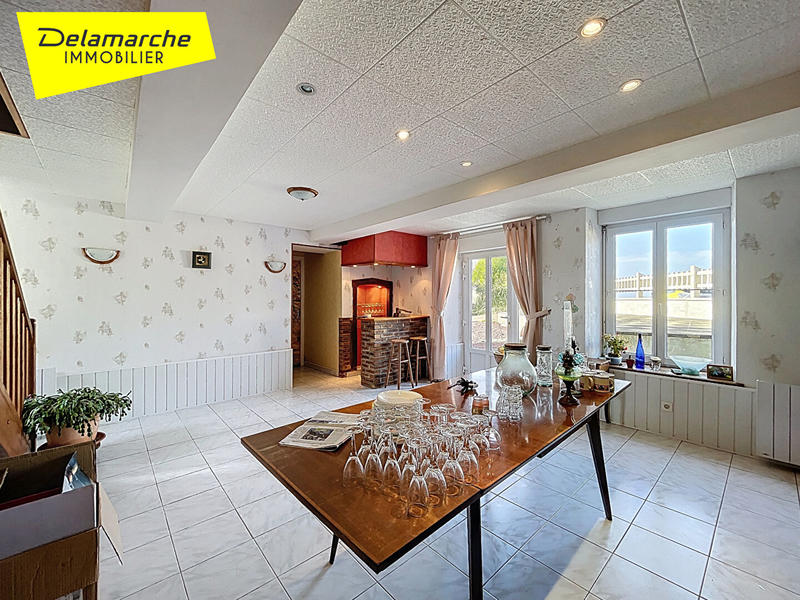 Maison - 98 m² - 5 pièces