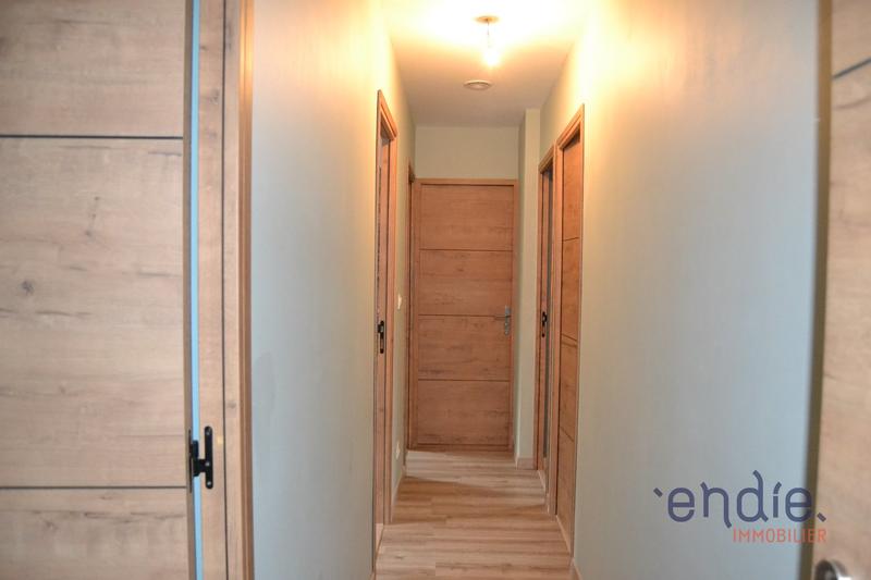 Maison - 98 m² - 5 pièces