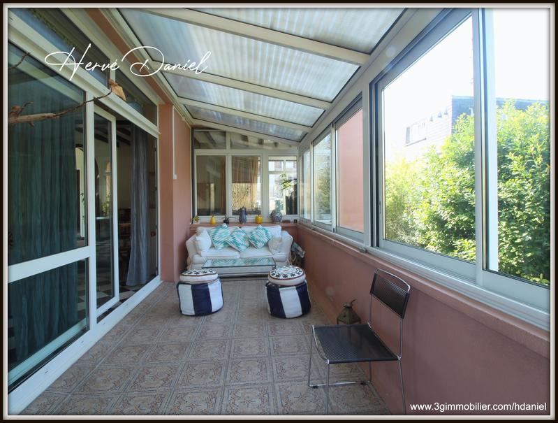 Villa - 182 m² - 7 pièces