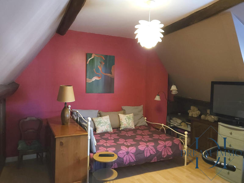 Maison - 187 m² - 7 pièces