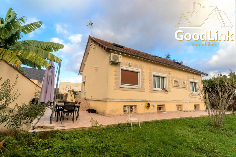 Maison ancienne - 140 m² - 7 pièces