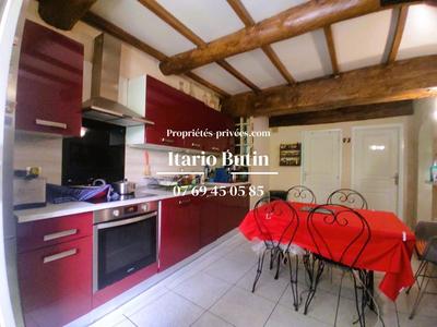 Maison - 205 m² - 7 pièces