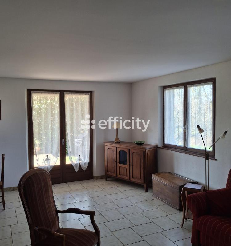 Maison - 138 m² - 6 pièces