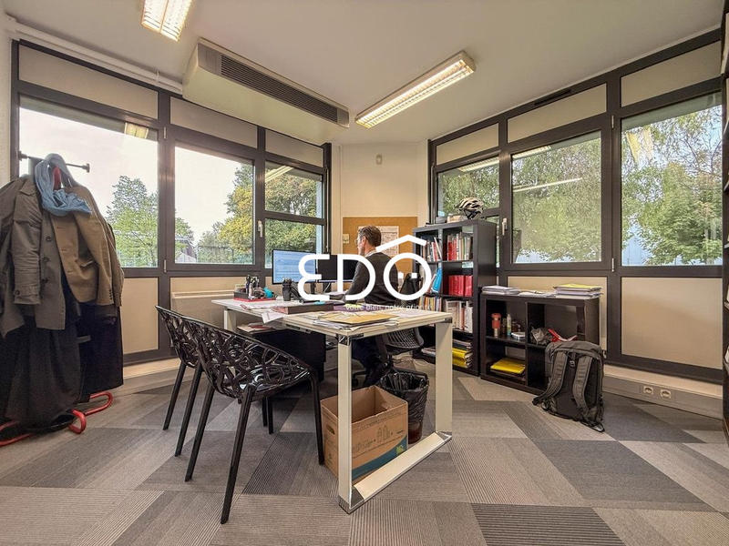 Local commercial - 135 m²