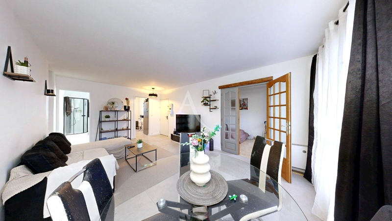 Appartement - 67 m² - 4 pièces