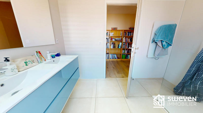 Villa - 255 m² - 7 pièces