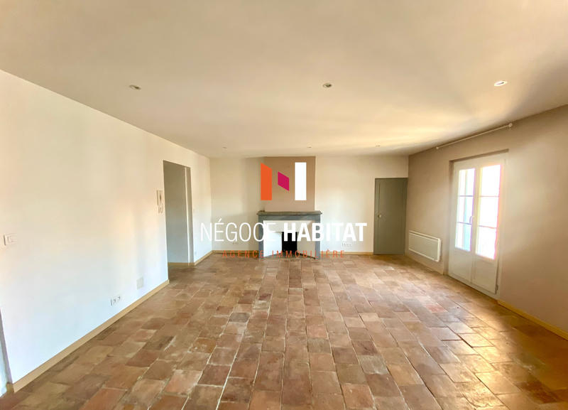 Appartement - 81 m² - 3 pièces