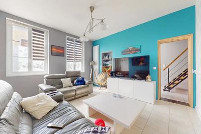 Maison - 200 m² - 8 pièces