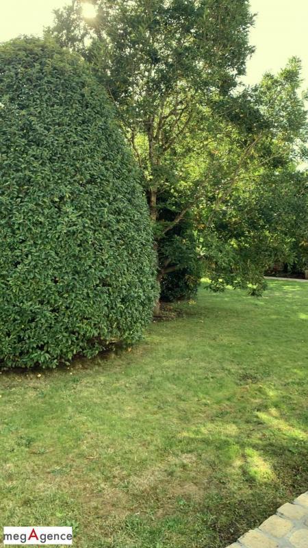 Maison - 328 m² - 9 pièces