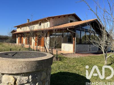 Maison - 192 m² - 6 pièces