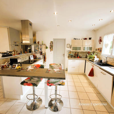 Maison - 102 m² - 4 pièces