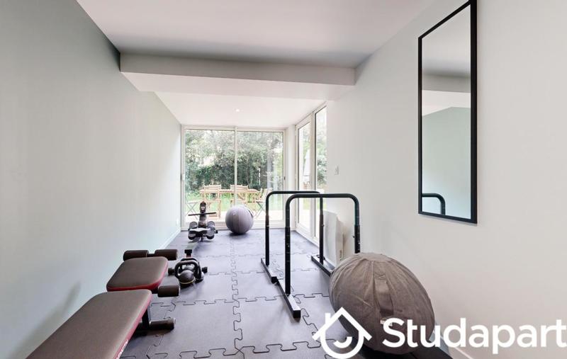 Chambre - 15 m² - 1 pièce