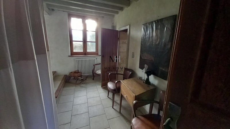 Maison - 320 m² - 18 pièces