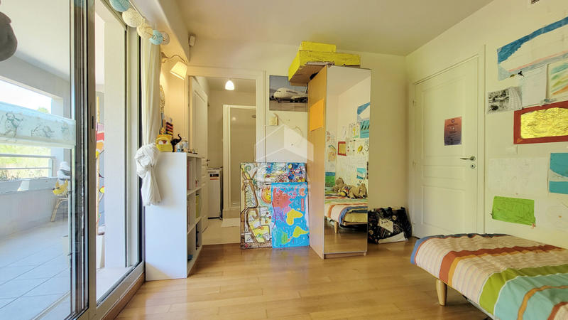 Appartement - 124 m² - 4 pièces