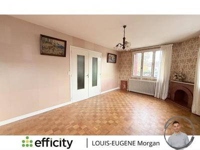 Maison - 151 m² - 8 pièces