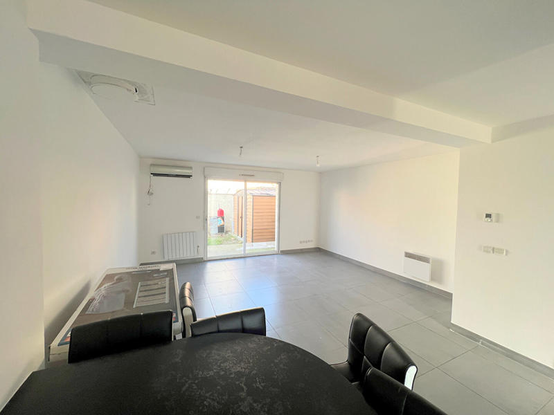 Maison - 180 m² - 4 pièces