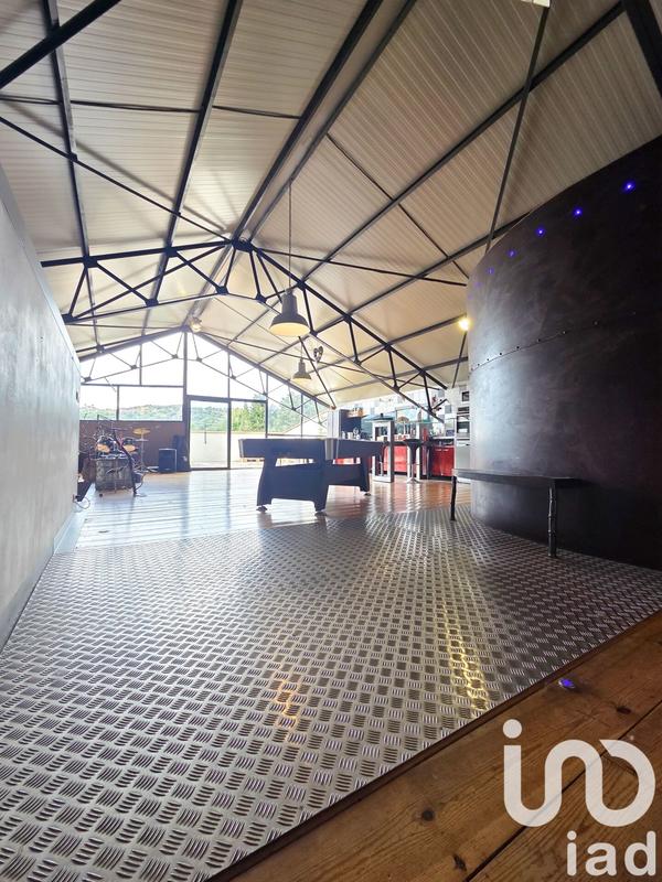 Appartement - 150 m² - 4 pièces