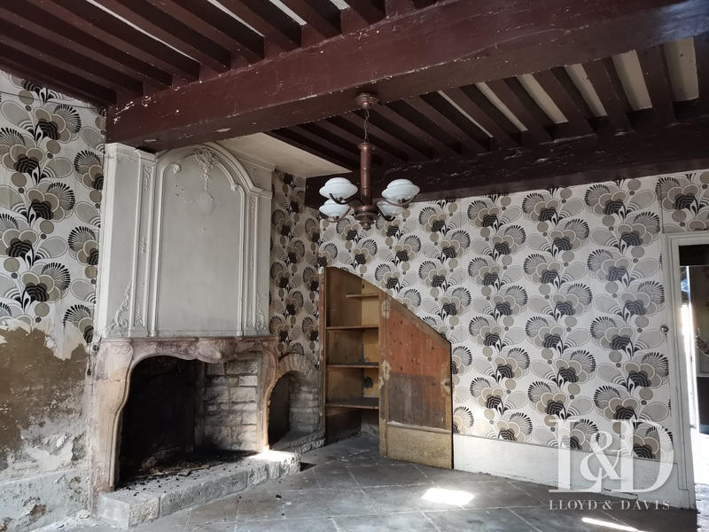 Maison - 300 m² - 10 pièces