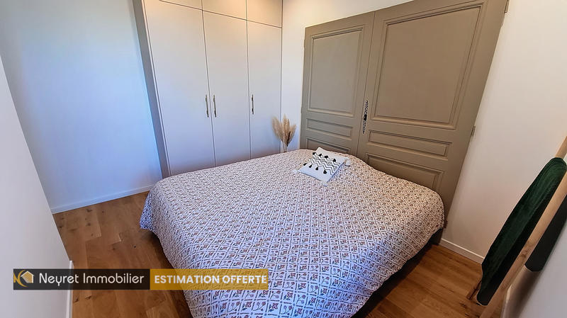 Appartement - 92 m² - 4 pièces