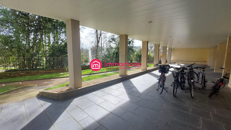 Appartement - 102 m² - 4 pièces