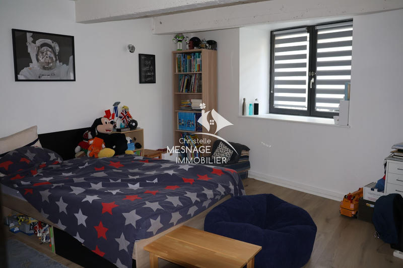 Appartement - 168 m² - 6 pièces