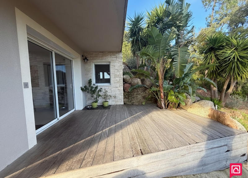 Maison - 165 m² - 6 pièces