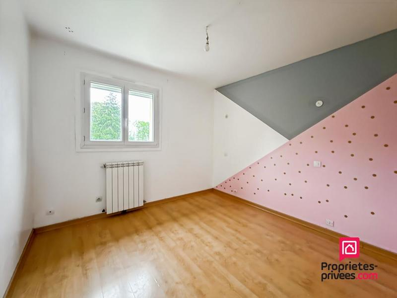 Maison - 99 m² - 5 pièces