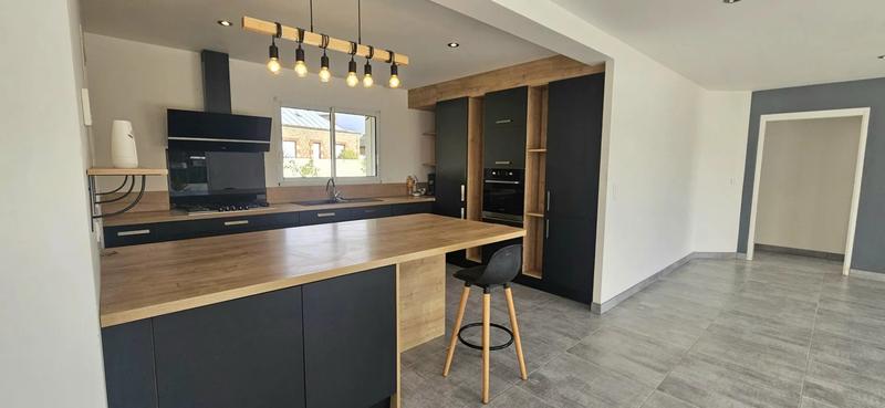 Maison - 102 m² - 4 pièces