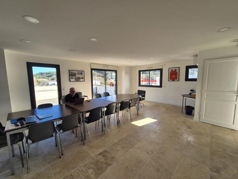 Appartement - 106 m² - 4 pièces