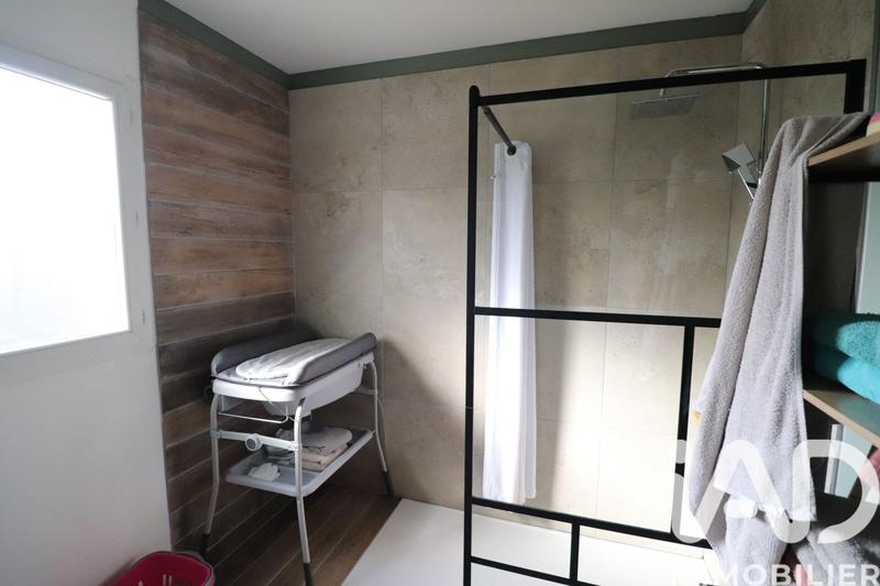 Maison - 93 m² - 4 pièces