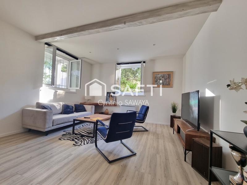 Appartement - 81 m² - 3 pièces