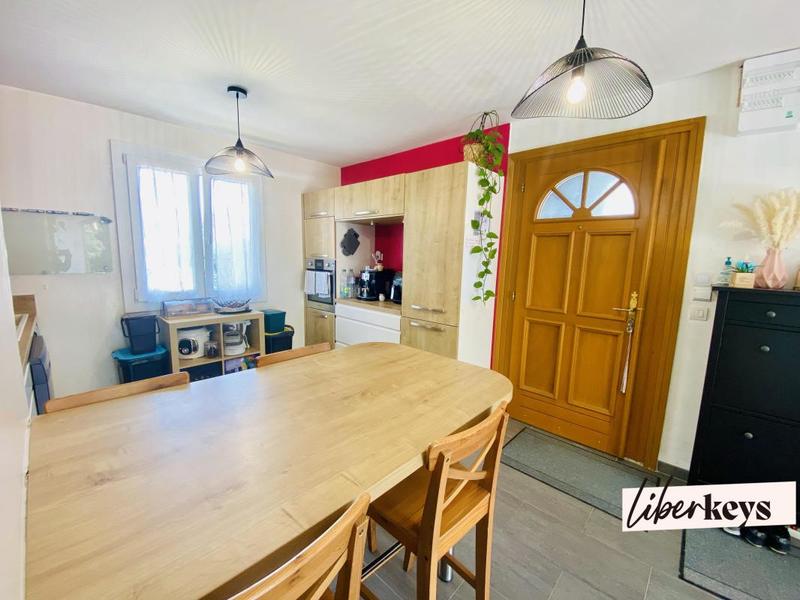 Pavillon - 120 m² - 7 pièces