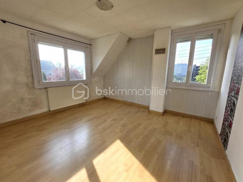 Maison - 101 m² - 5 pièces