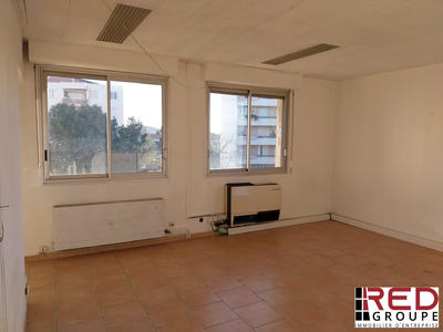 Bureau - 99 m²